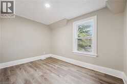 15 GORDON Avenue | Kitchener Ontario | Slide Image Fifteen