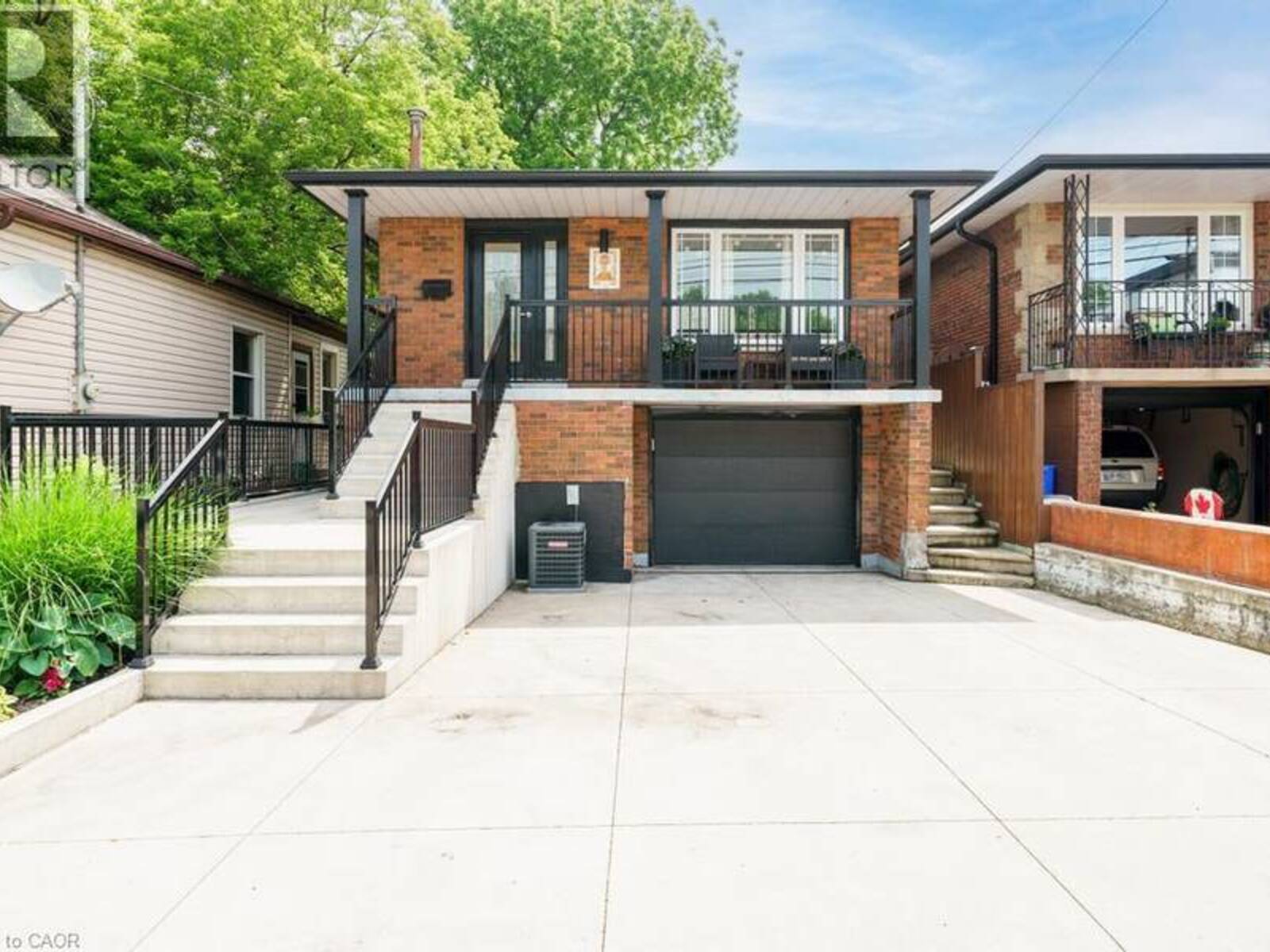 494 FERGUSON Avenue N, Hamilton, Ontario L8L 4Z5