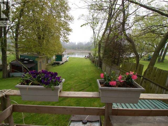 31 NANTICOKE VALLEY Road Nanticoke Ontario, N0A 1L0 - 3 Bedrooms Waterfront Home For sale