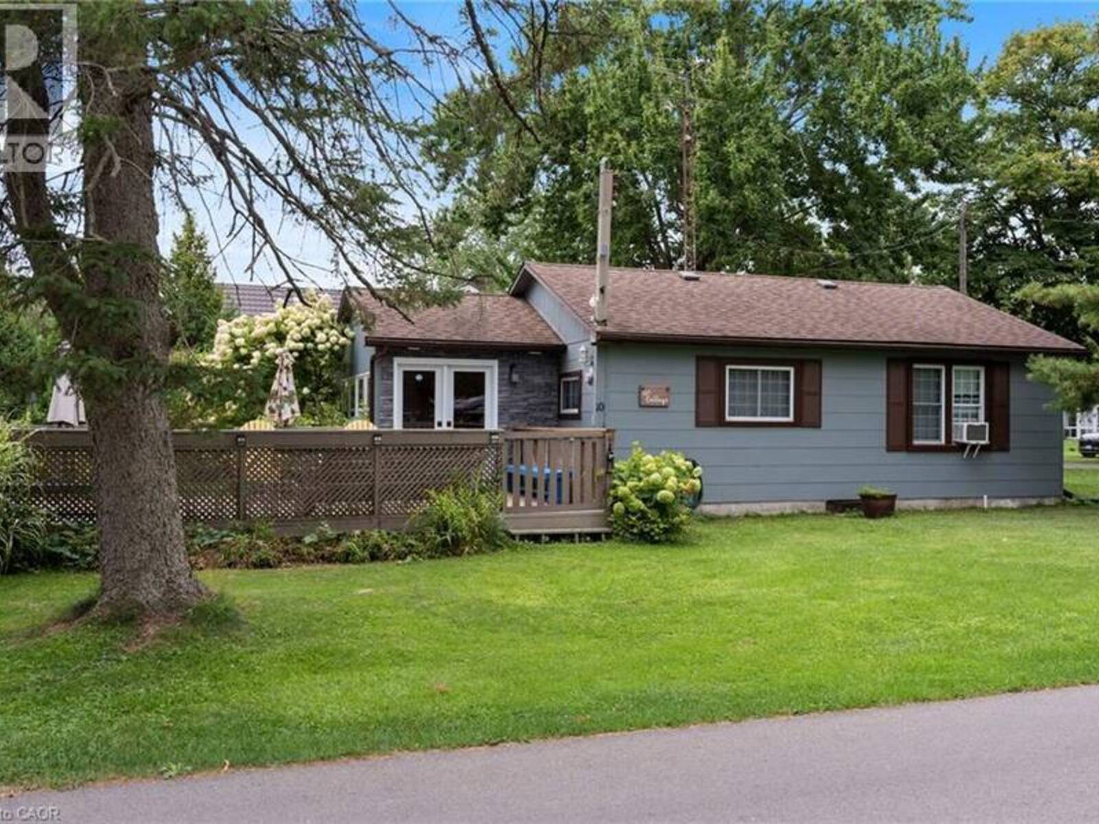 10 RIDGEWOOD DRIVE, Turkey Point, Ontario N0E 1W0
