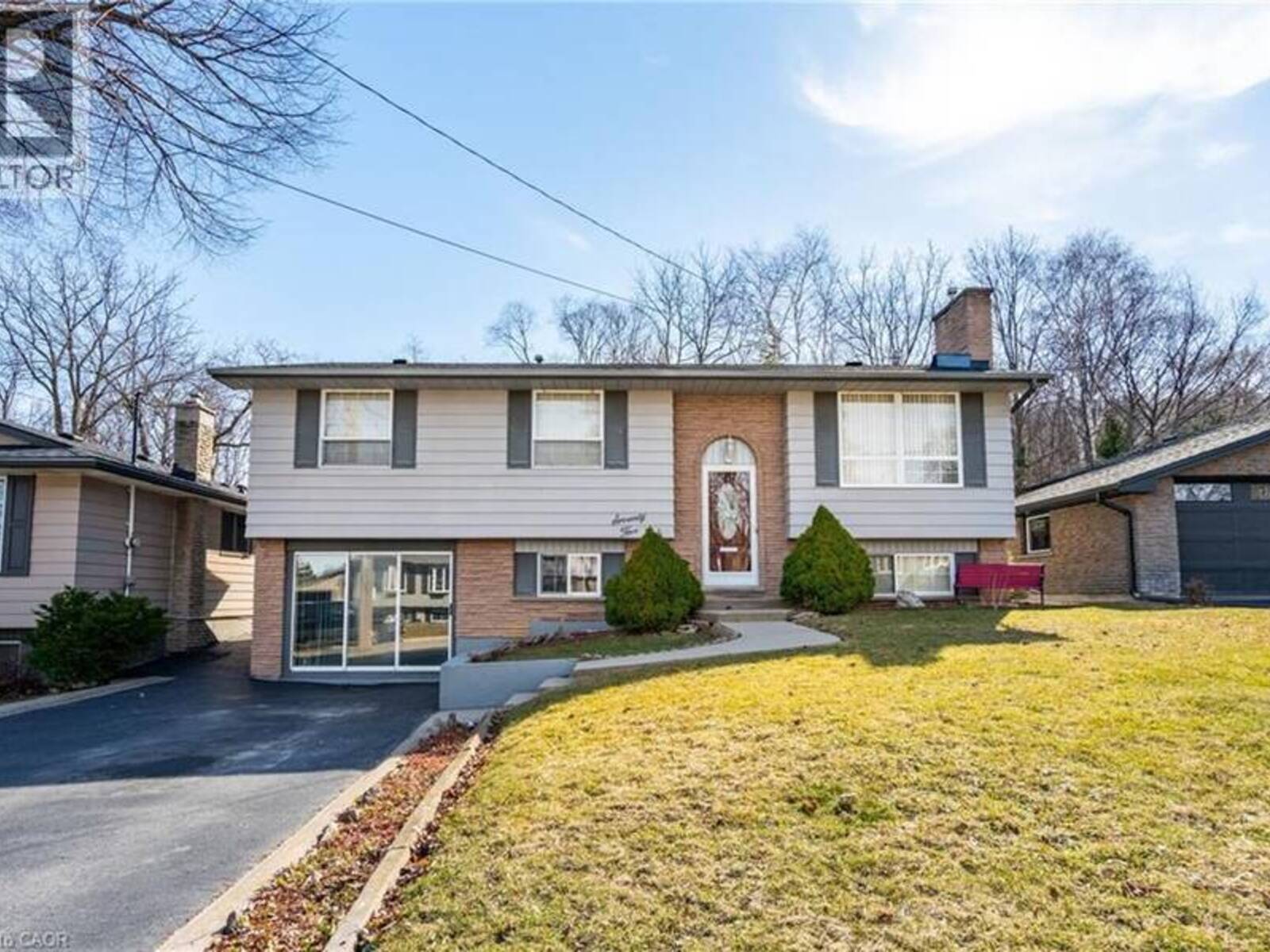 75 HANOVER Place, Hamilton, Ontario L8K 5X7