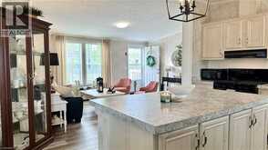 4 CRICKLEWOOD Crescent | Selkirk Ontario | Slide Image Fifteen