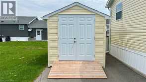 4 CRICKLEWOOD Crescent | Selkirk Ontario | Slide Image Eight