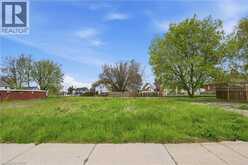 96 FRASER Street | Port Colborne Ontario | Slide Image Nine