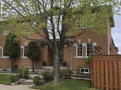 1347 BROOKSTAR Drive Oakville Ontario, L6M 3W1