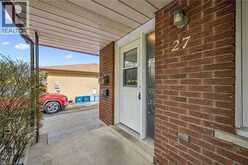 27 VICMOUNT Drive | Kitchener Ontario | Slide Image Four