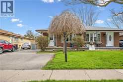 27 VICMOUNT Drive | Kitchener Ontario | Slide Image One