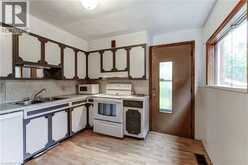 18 FAIRLEIGH Crescent | Hamilton Ontario | Slide Image Seventeen