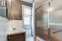 18 FAIRLEIGH Crescent | Hamilton Ontario | Slide Image Thirty