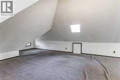 18 FAIRLEIGH Crescent | Hamilton Ontario | Slide Image Thirty-one