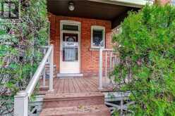 18 FAIRLEIGH Crescent | Hamilton Ontario | Slide Image Four