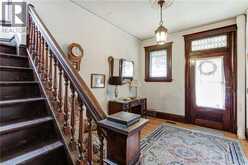 18 FAIRLEIGH Crescent | Hamilton Ontario | Slide Image Eight