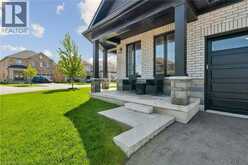 31 SEATON Crescent | Tillsonburg Ontario | Slide Image Four