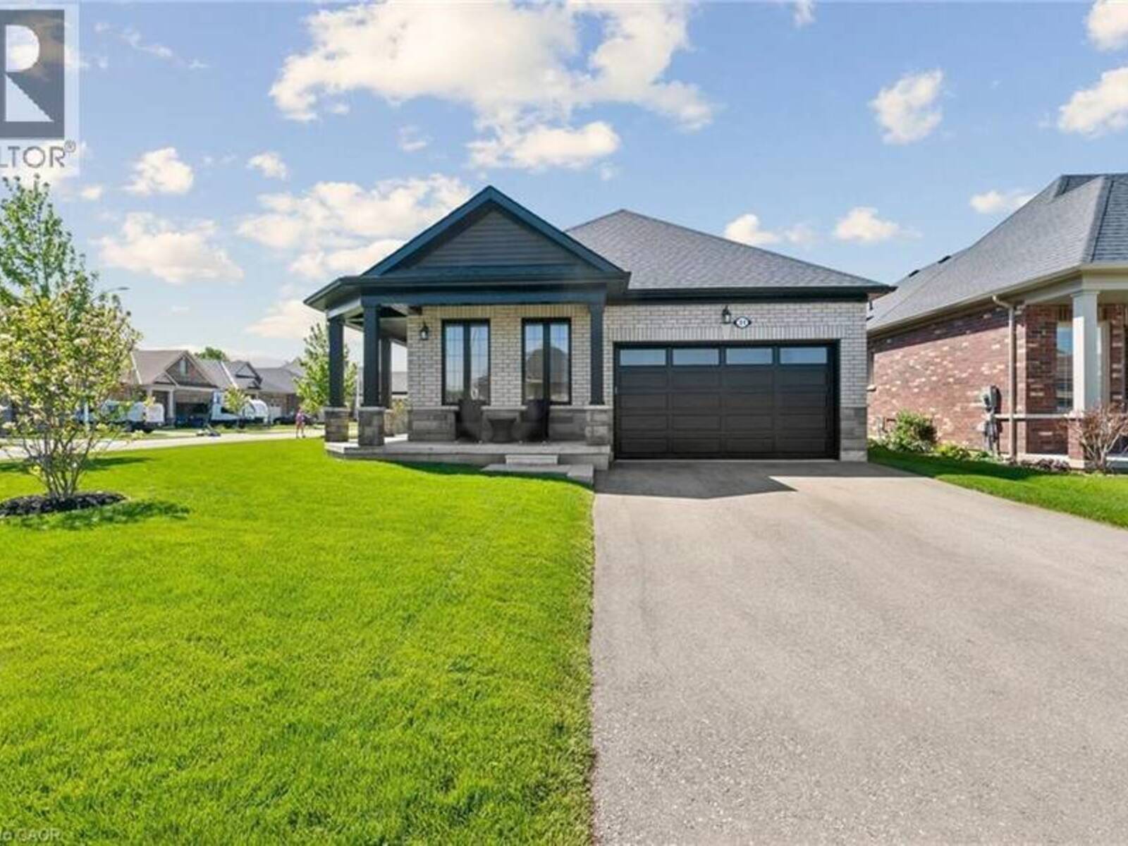 31 SEATON Crescent, Tillsonburg, Ontario N4G 0J8