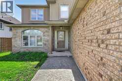 9128 HENDERSHOT Boulevard | Niagara Falls Ontario | Slide Image Three