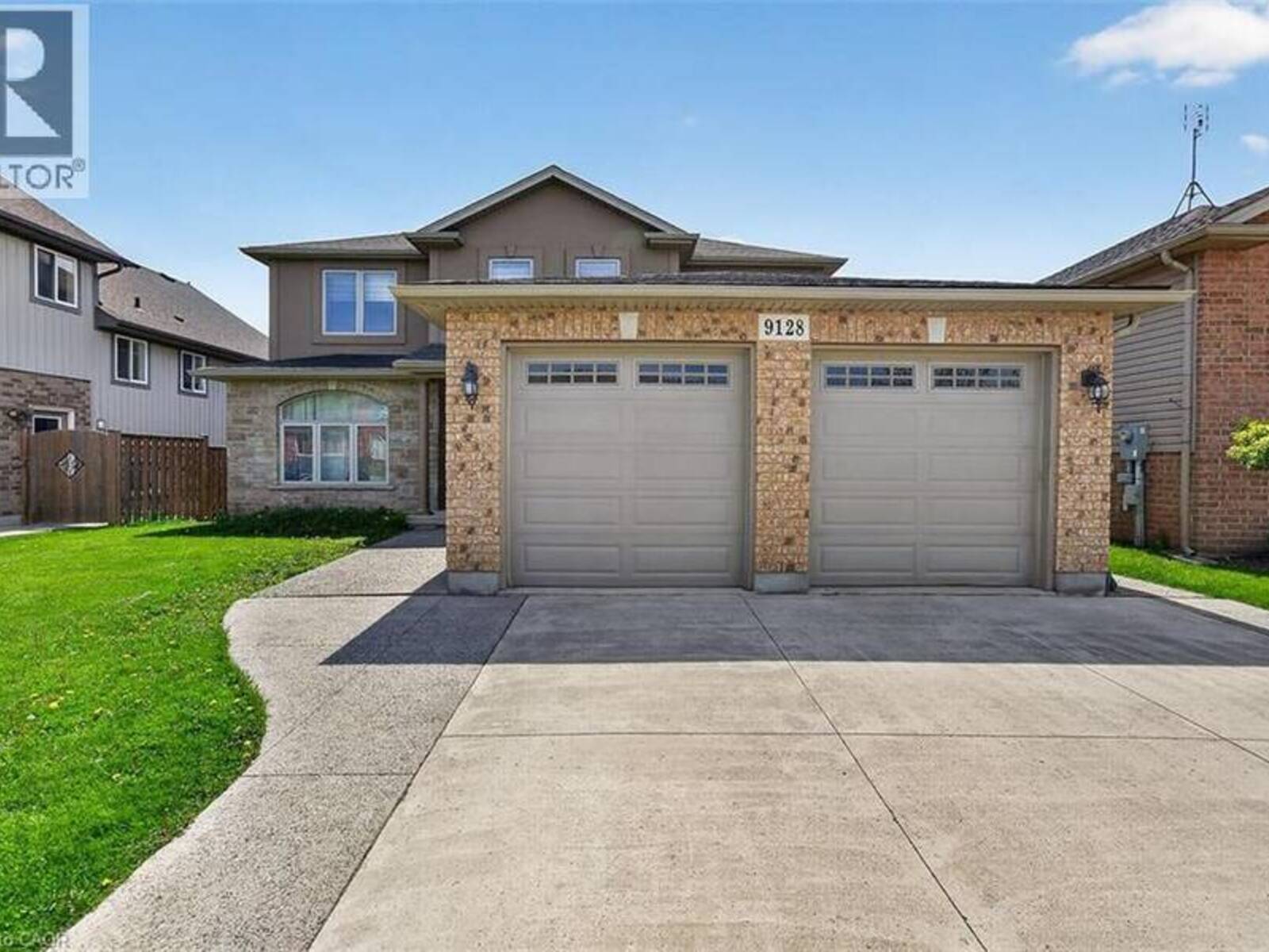 9128 HENDERSHOT Boulevard, Niagara Falls, Ontario L2H 0E3