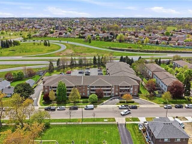 416 LIMERIDGE Road E Unit# 303 Hamilton Ontario, L9A 2S7 - 2 Bedrooms Condo For Sale
