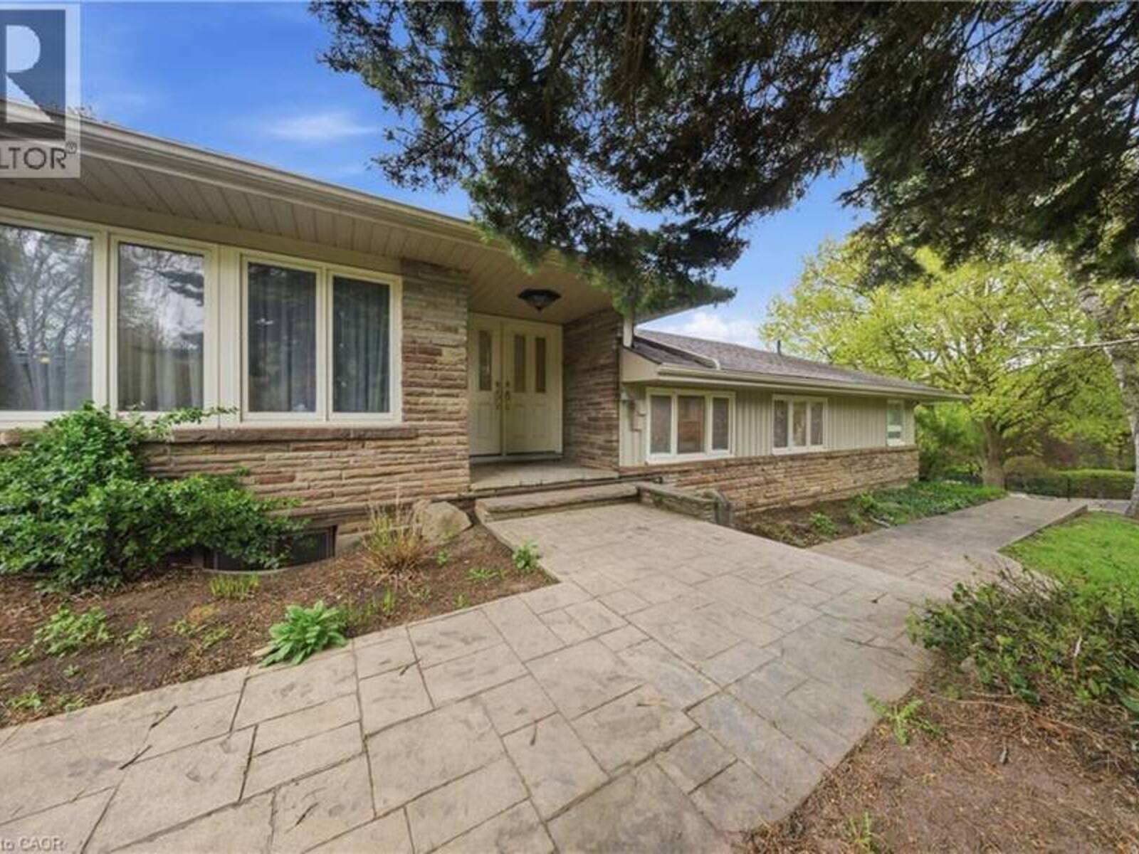 529 CONSERVATION Drive, Brampton, Ontario L6Z 0C1
