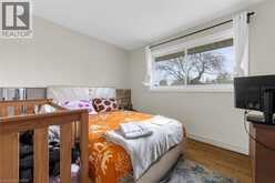 46 BEACONSFIELD Drive | Hamilton Ontario | Slide Image Seventeen
