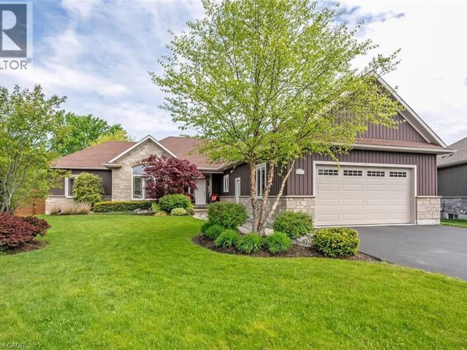 49 POSTMA Drive, Dunnville, Ontario N1A 0B2