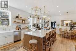 123 MAIN Street W | Grimsby Ontario | Slide Image Sixteen