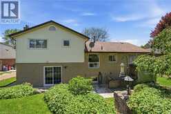 9 MAGNOLIA Court | Fonthill Ontario | Slide Image Eight