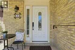 9 MAGNOLIA Court | Fonthill Ontario | Slide Image Nine