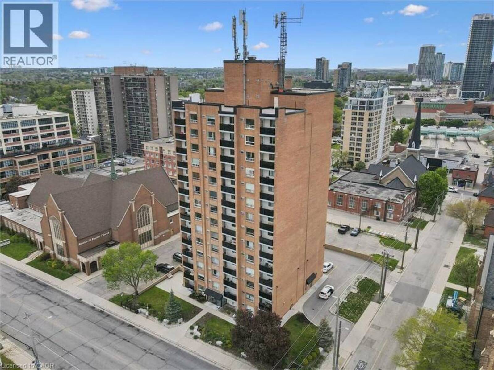 64 BENTON Street Unit# 304, Kitchener, Ontario N2G 4L9