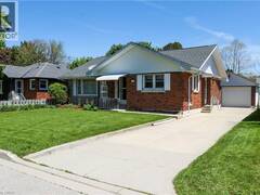 15 RICHARD Avenue Simcoe Ontario, N3Y 3J1