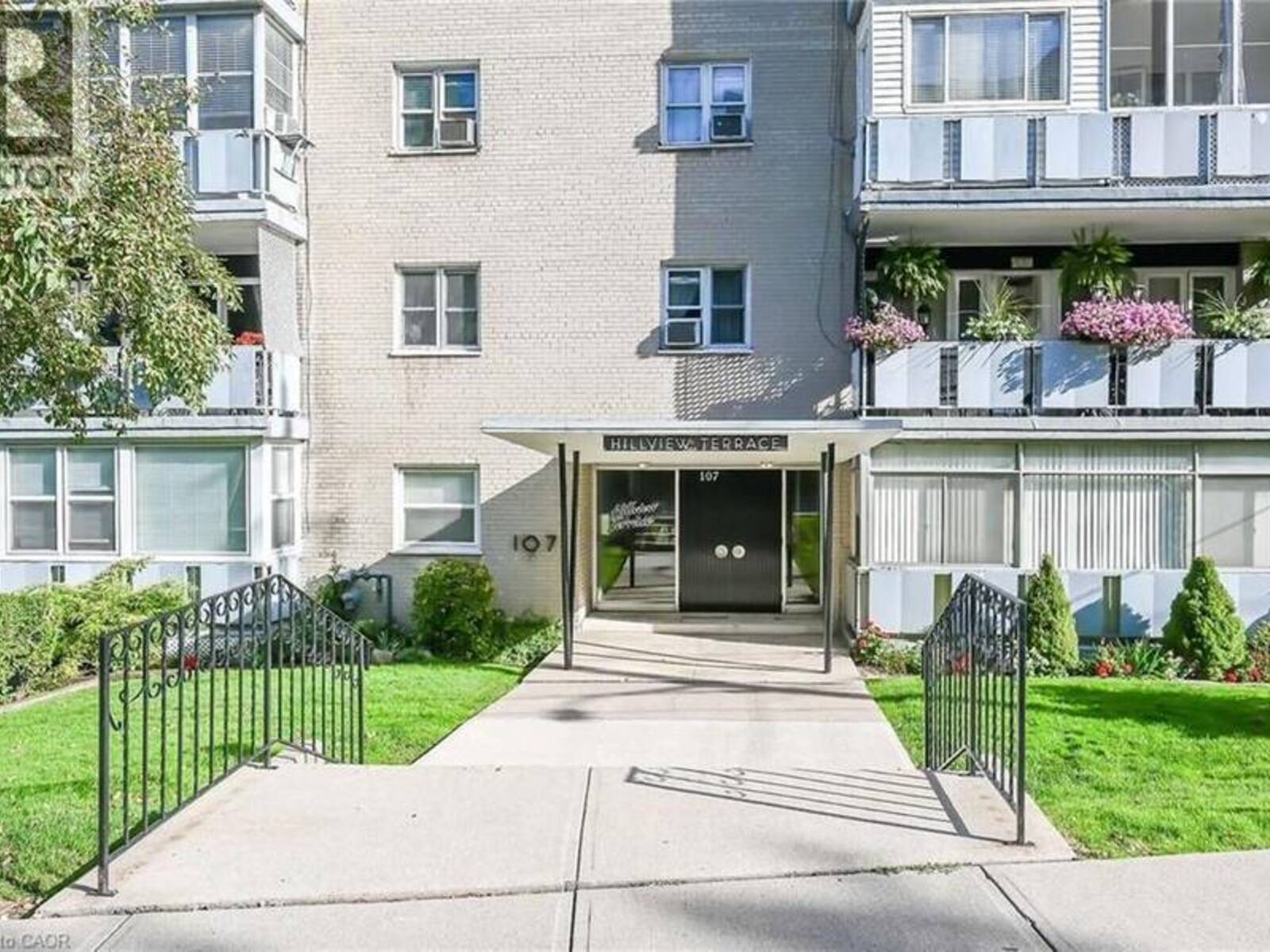107 ST JOSEPH'S Drive Unit# 405, Hamilton, Ontario L8N 2G1