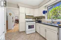 30 JEROME PARK Drive | Dundas Ontario | Slide Image Thirteen