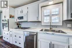 11 HEMLOCK Crescent | Puslinch Ontario | Slide Image Fifteen