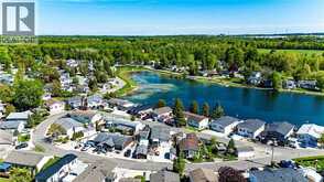 11 HEMLOCK Crescent | Puslinch Ontario | Slide Image Thirty-four