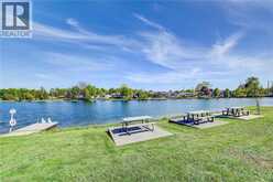 11 HEMLOCK Crescent | Puslinch Ontario | Slide Image Thirty-seven