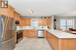 1060 BEACH Boulevard | Hamilton Ontario | Slide Image Ten