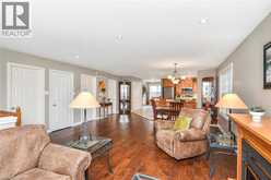1060 BEACH Boulevard | Hamilton Ontario | Slide Image Eight