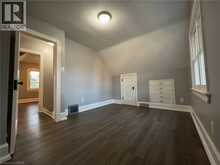 115 HIGHLAND Road W | Kitchener Ontario | Slide Image Ten