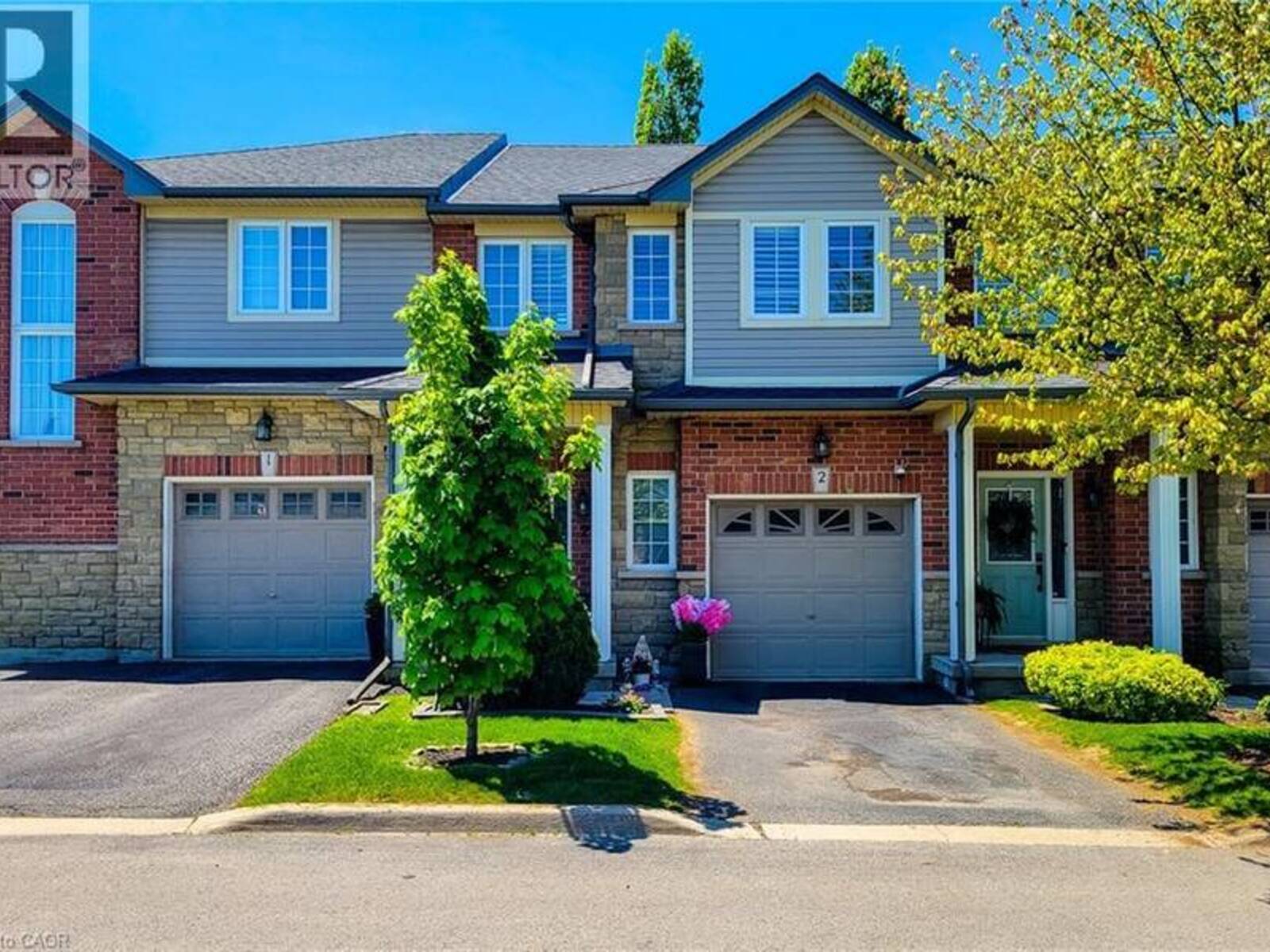 232 STONEHENGE Drive Unit# 2, Ancaster, Ontario L9K 1R5