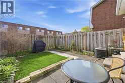 299 LIMERIDGE Ridge W Unit# 21 | Hamilton Ontario | Slide Image Thirty-one