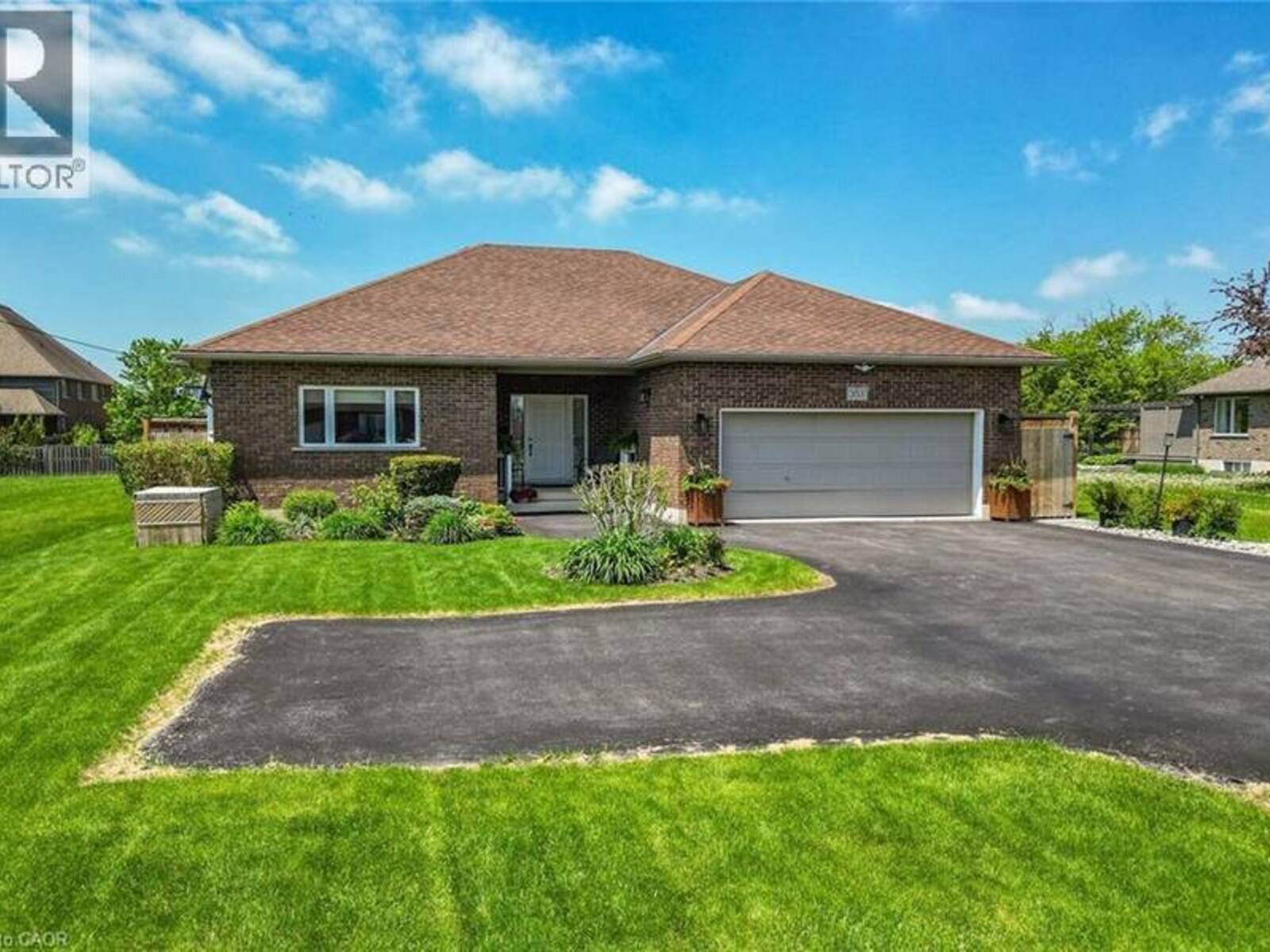 353 STATION Street, Smithville, Ontario L0R 2A0