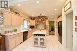 712 ROBSON Road | Waterdown Ontario | Slide Image Fourteen
