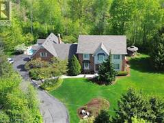 712 ROBSON Road Waterdown Ontario, L8B 1H1