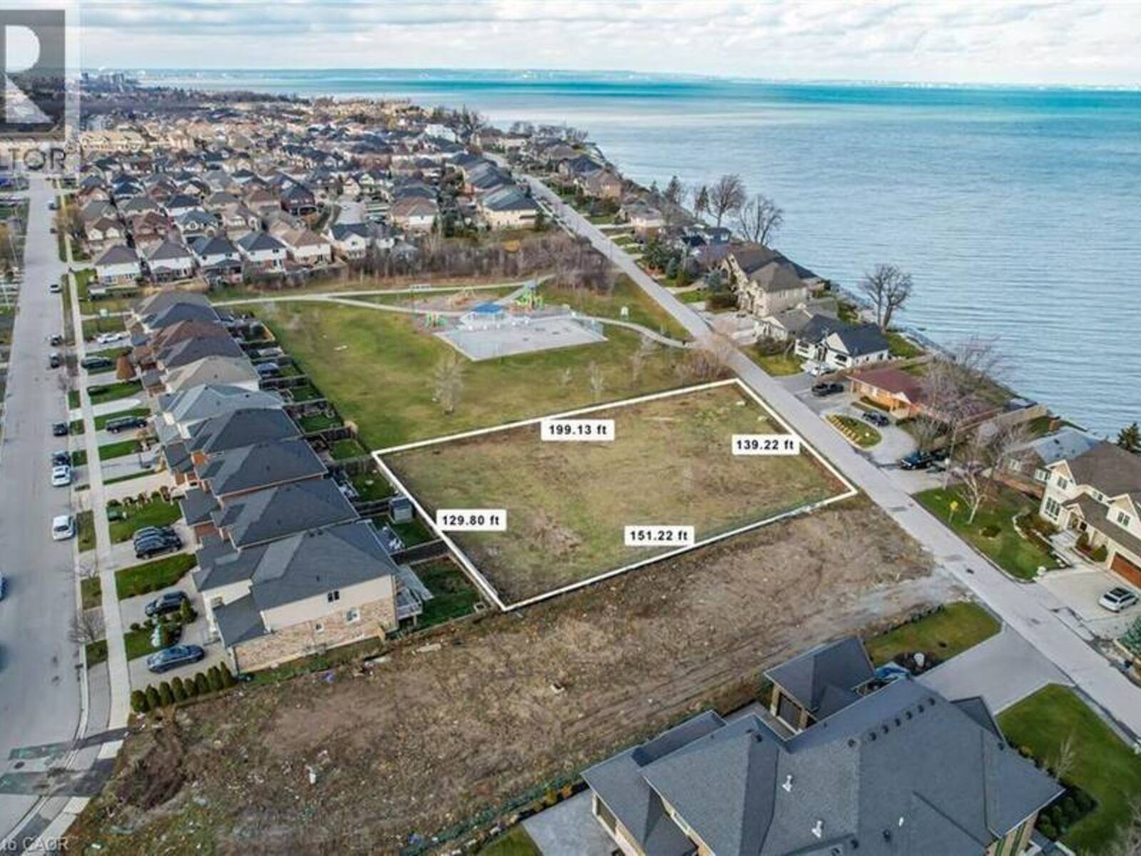 67 SEABREEZE Crescent, Hamilton, Ontario L8E 5C9