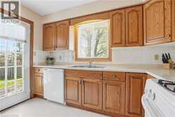 11 GREENBRIAR Court | Welland Ontario | Slide Image Nine