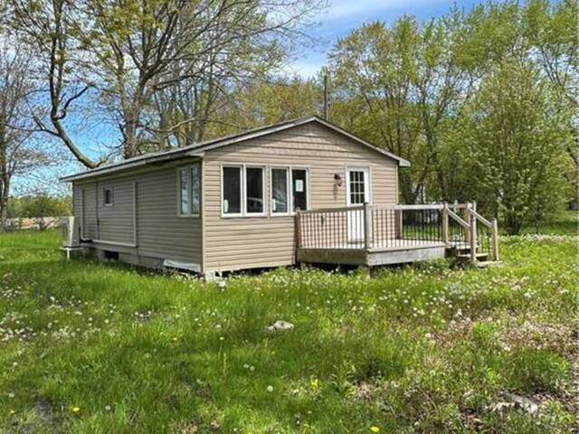 28 DERNER Line Lowbanks Ontario, N0A 1K0 - 2 Bedrooms Waterfront Home For sale