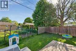 158 LAURENTIAN Drive N | London Ontario | Slide Image Twenty-one