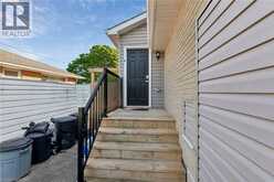 158 LAURENTIAN Drive N | London Ontario | Slide Image Three