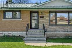 3533 DORCHESTER Road | Niagara Falls Ontario | Slide Image Three