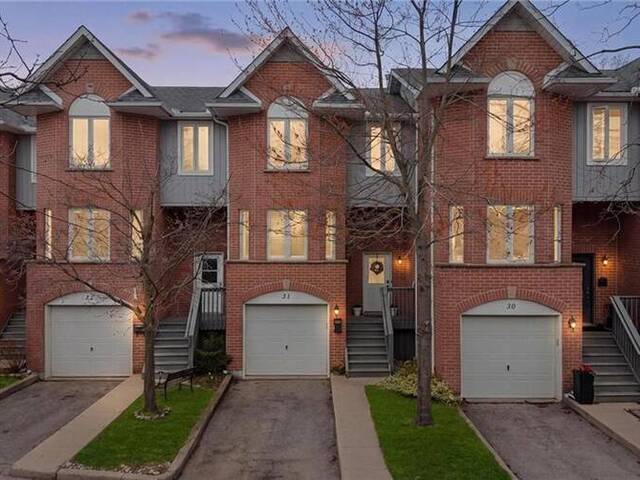 245 BISHOP Street S Unit# 31 Cambridge Ontario, N1R 6W8 - 3 Bedrooms Condo For Sale