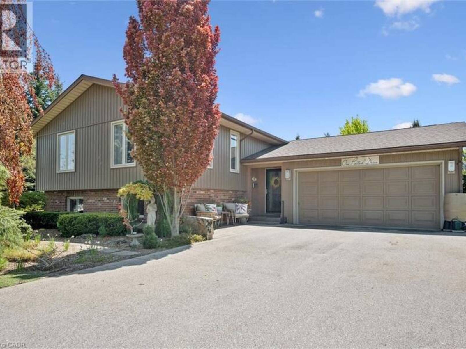 1 PINTAIL Drive, Elmira, Ontario N3B 3C2